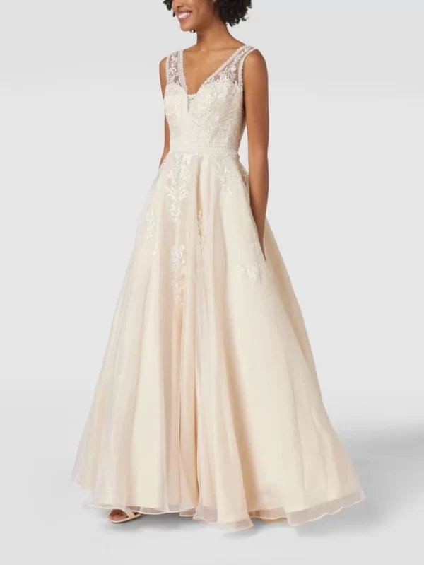 Luxuar Brautkleid Mit Floralen Stickereien – Offwhite 1
