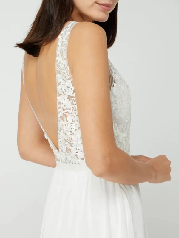 Luxuar Brautkleid Mit Floralen Stickereien – Offwhite 5