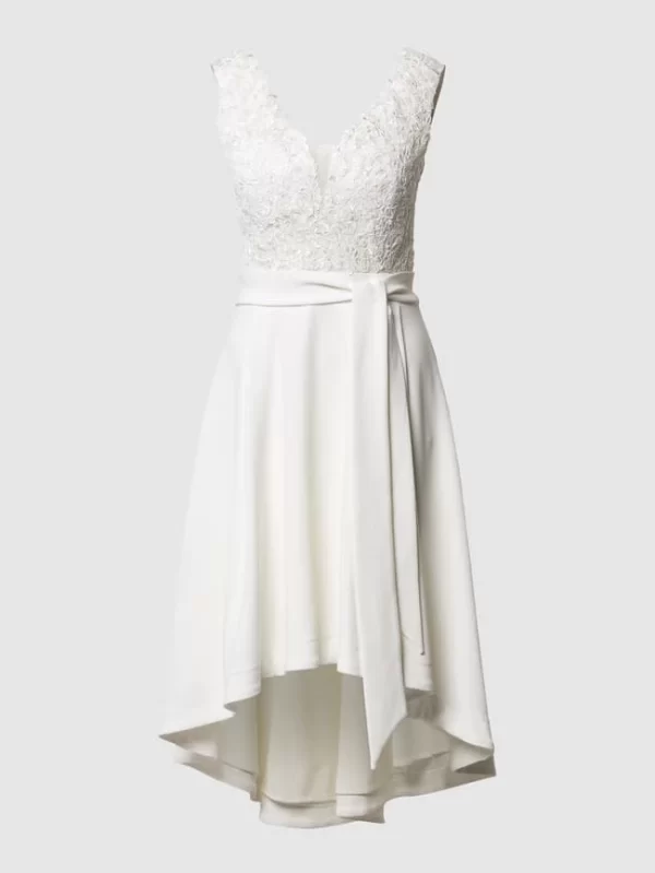Paradi Brautkleid Mit Floralen Stickereien – Offwhite 3