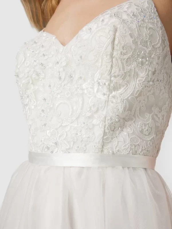 Laona Cocktailkleid Mit Zierperlen Und Floralen Stickereien – Weiß 7